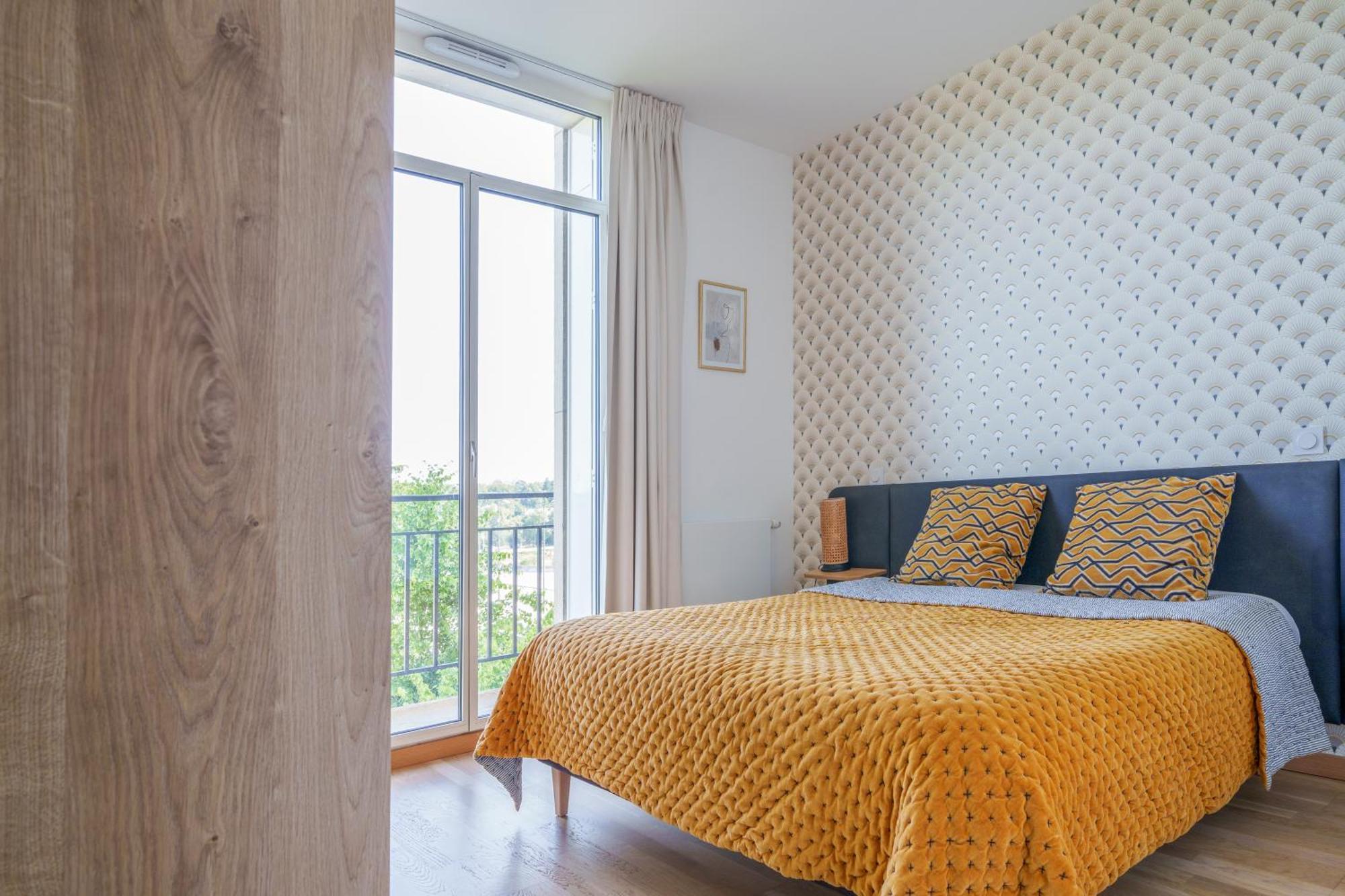 Hyper centre vue bords Loire #confort #luxe Tours Extérieur photo