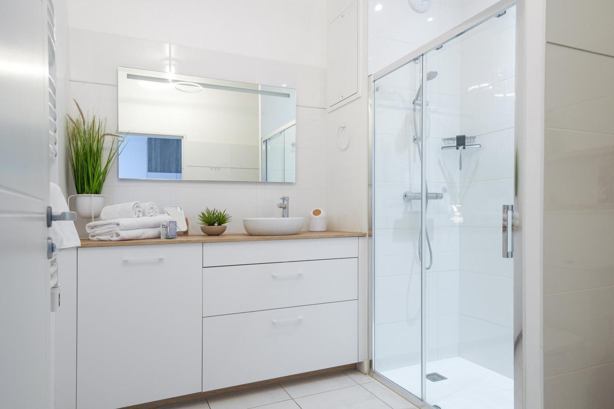 Hyper centre vue bords Loire #confort #luxe Tours Extérieur photo